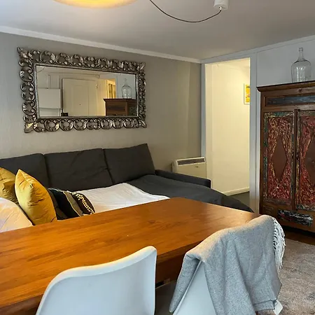 Charming At Graca * Lisbon